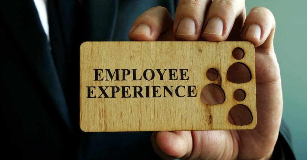 employee experience adalah