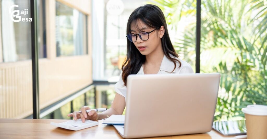 arus kas akhir tahun