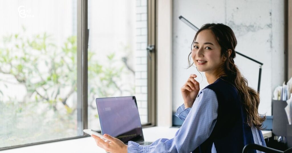 hris terbaik indonesia